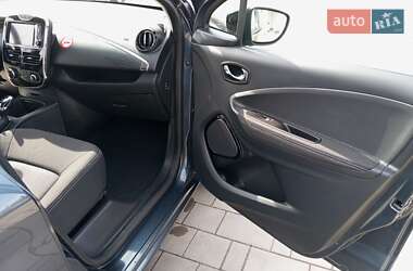 Хэтчбек Renault Zoe 2018 в 