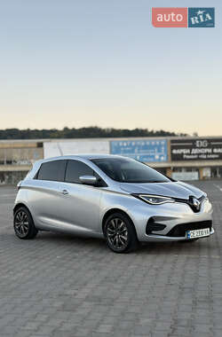 Хэтчбек Renault Zoe 2021 в 