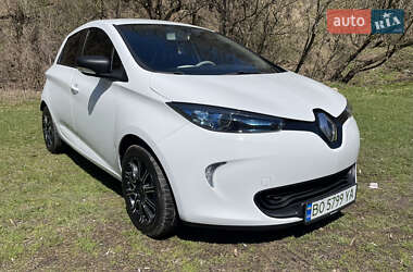 Хэтчбек Renault Zoe 2017 в 