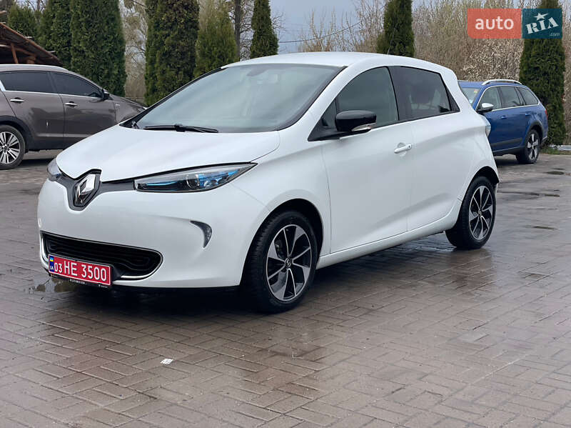 Хэтчбек Renault Zoe 2018 в 