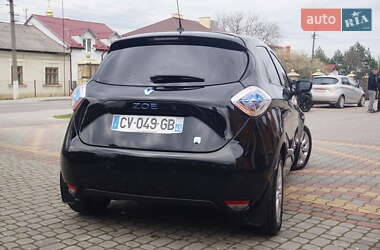 Хетчбек Renault Zoe 2013 в 