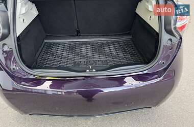 Хэтчбек Renault Zoe 2020 в 