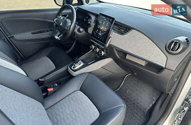 Хэтчбек Renault Zoe 2020 в 