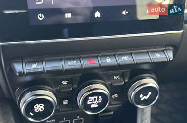 Хэтчбек Renault Zoe 2020 в 