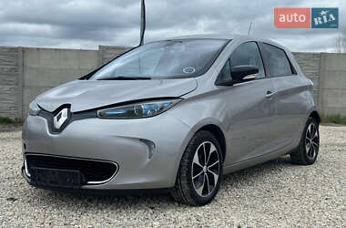 Хэтчбек Renault Zoe 2015 в 