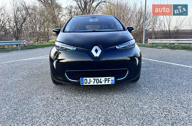 Хэтчбек Renault Zoe 2015 в 