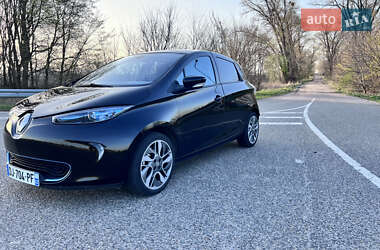 Хэтчбек Renault Zoe 2015 в 