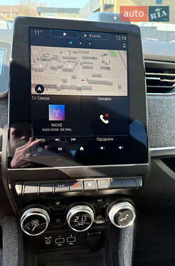 Хэтчбек Renault Zoe 2020 в 
