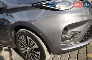 Хэтчбек Renault Zoe 2023 в 
