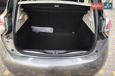 Хэтчбек Renault Zoe 2023 в 