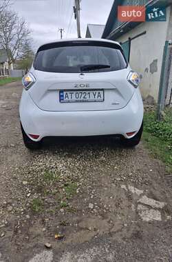 Хэтчбек Renault Zoe 2017 в 