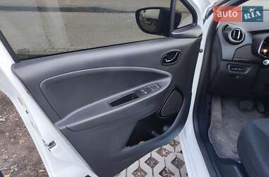 Хэтчбек Renault Zoe 2020 в 