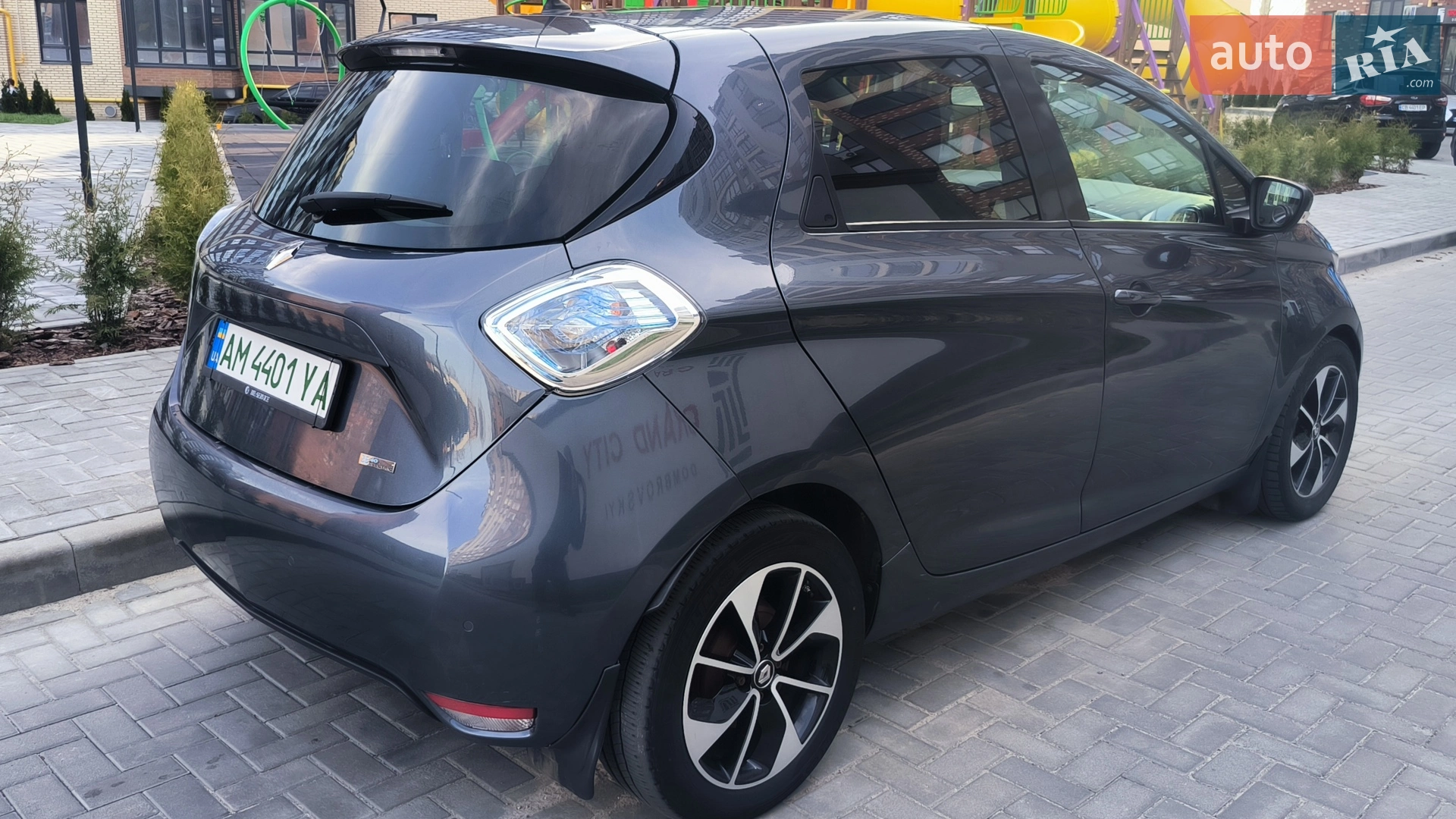 2017 Renault ZOE - мініатюра 11