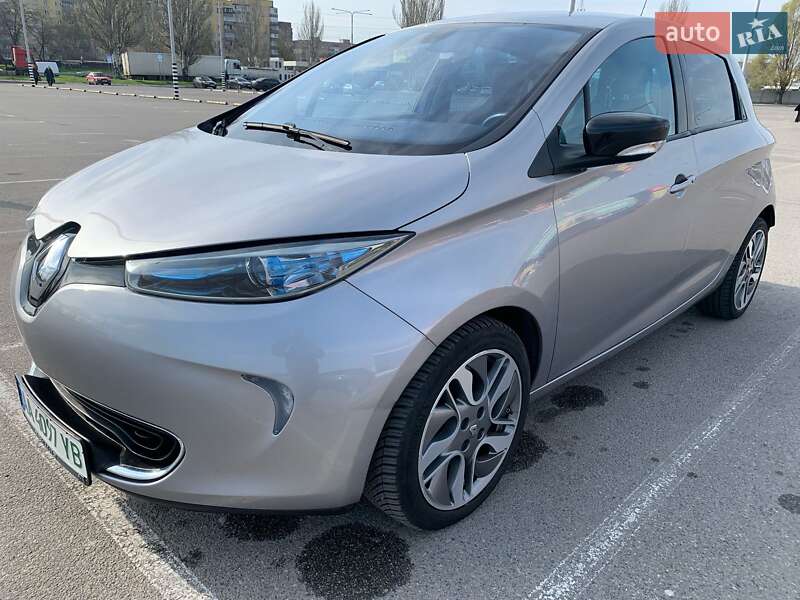 Хэтчбек Renault Zoe 2016 в Днепре
