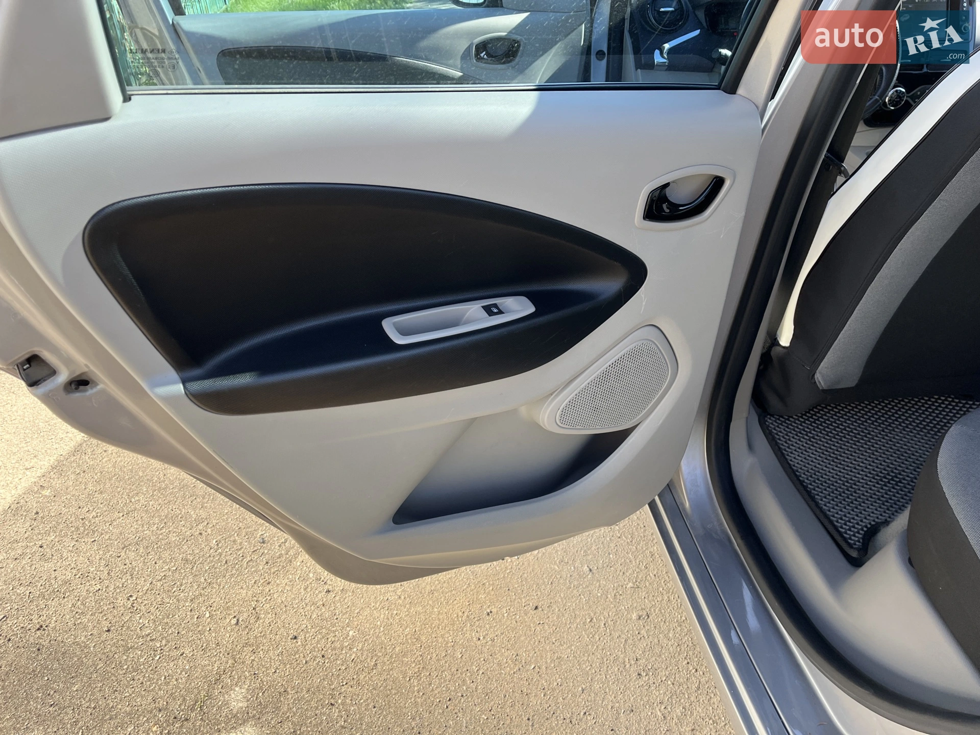 2016 Renault ZOE - мініатюра 22