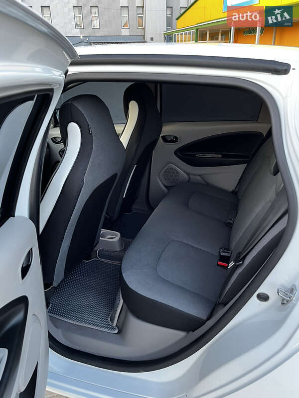 Хэтчбек Renault Zoe 2016 в Хмельницком