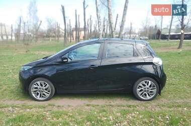 Хэтчбек Renault Zoe 2015 в 