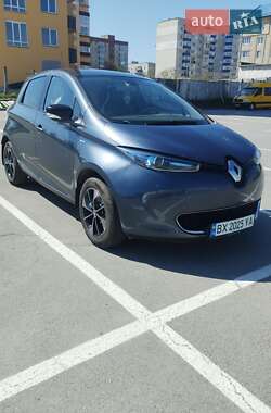Хэтчбек Renault Zoe 2018 в 