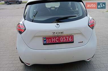 Хэтчбек Renault Zoe 2020 в 