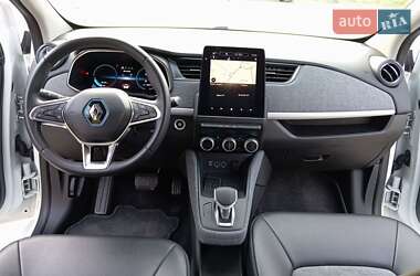 Хэтчбек Renault Zoe 2020 в 