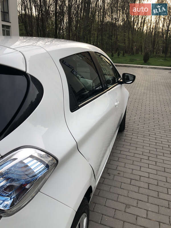 Хэтчбек Renault Zoe 2017 в Львове