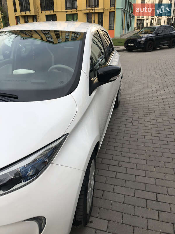 Хэтчбек Renault Zoe 2017 в Львове