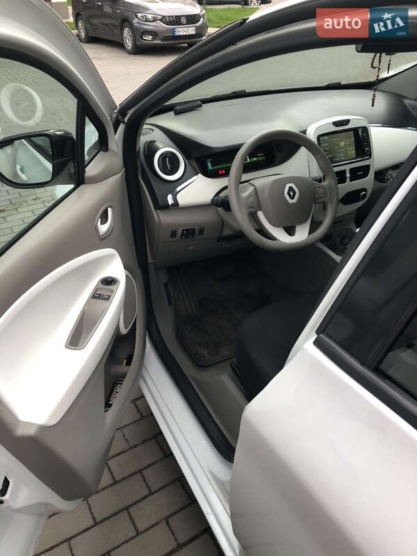 Хэтчбек Renault Zoe 2017 в Львове