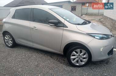 Хетчбек Renault Zoe 2013 в Сарнах