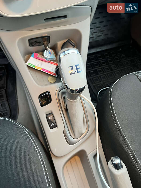 Хетчбек Renault Zoe 2019 в Львові