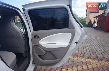 Хэтчбек Renault Zoe 2017 в 