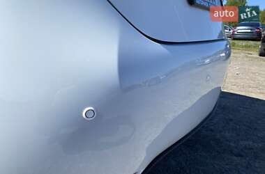 Хэтчбек Renault Zoe 2019 в 