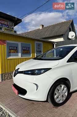 Хэтчбек Renault Zoe 2013 в 