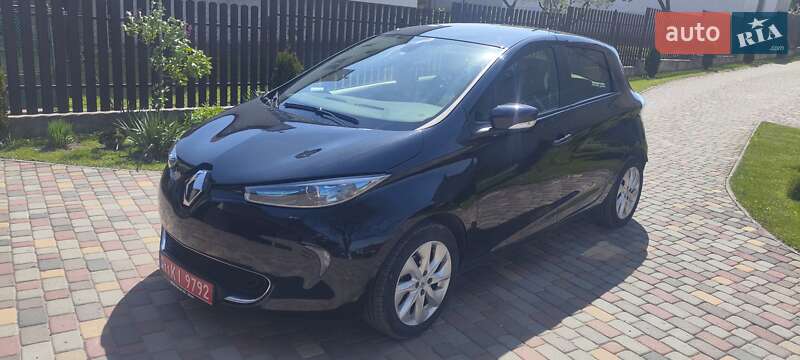 Хетчбек Renault Zoe 2016 в 