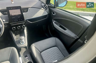 Хетчбек Renault Zoe 2019 в 