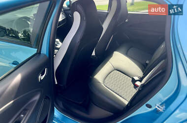 Хетчбек Renault Zoe 2019 в 