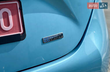Хетчбек Renault Zoe 2019 в 