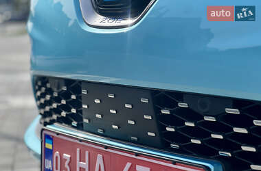 Хетчбек Renault Zoe 2019 в 