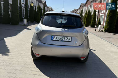 Хэтчбек Renault Zoe 2014 в 