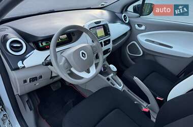 Хэтчбек Renault Zoe 2016 в 