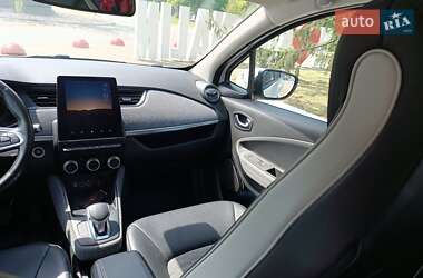 Хэтчбек Renault Zoe 2020 в 