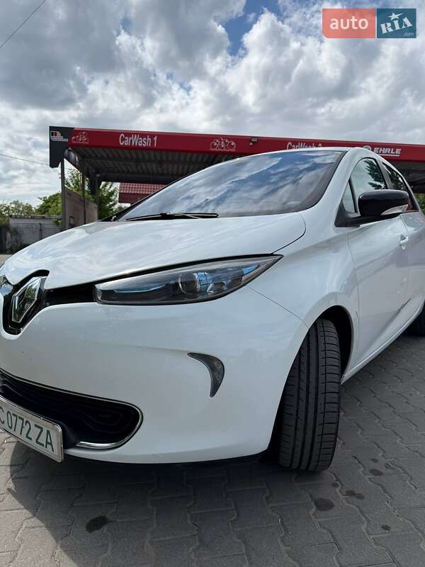 Хэтчбек Renault Zoe 2016 в Львове