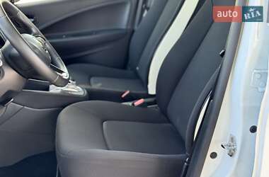 Хетчбек Renault Zoe 2020 в 