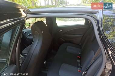 Хетчбек Renault Zoe 2018 в 