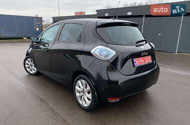 Хэтчбек Renault Zoe 2014 в 