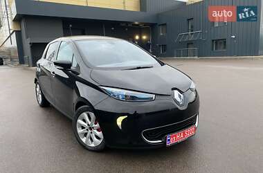 Хэтчбек Renault Zoe 2014 в 
