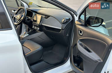 Хетчбек Renault Zoe 2021 в 