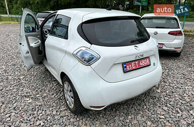 Хэтчбек Renault Zoe 2015 в 