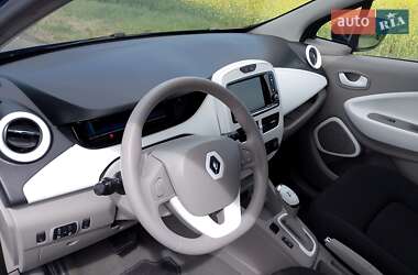 Хэтчбек Renault Zoe 2018 в 