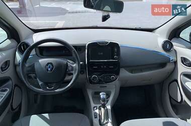 Хетчбек Renault Zoe 2014 в 