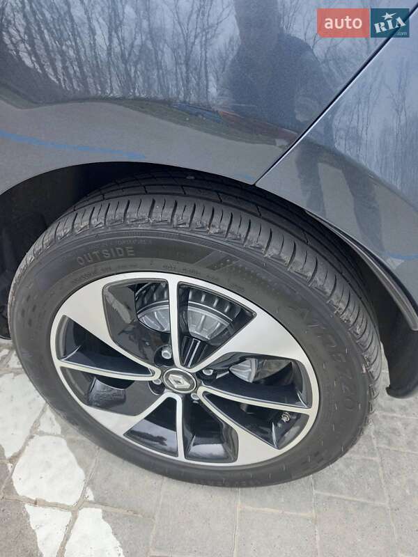 Хэтчбек Renault Zoe 2019 в Львове
